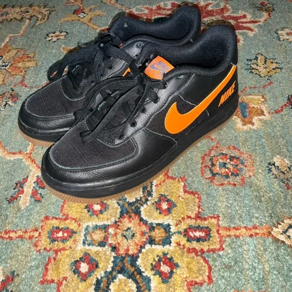 Nike Air Force Gore-Tex Black Orange Youth Size 6Y Womens Size 7.5 Sneakers