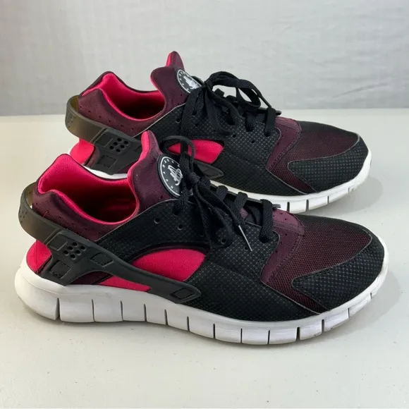 Nike Air Huarache Free Run “Bred” Black Mahogany Scarlet Men’s Size 9 EUR 42.5