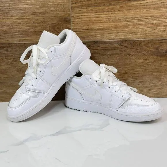 Nike Air Jordan 1 Low Triple White 553558-130 GS Size 5 Youth/ Men's 5/Women 6.5
