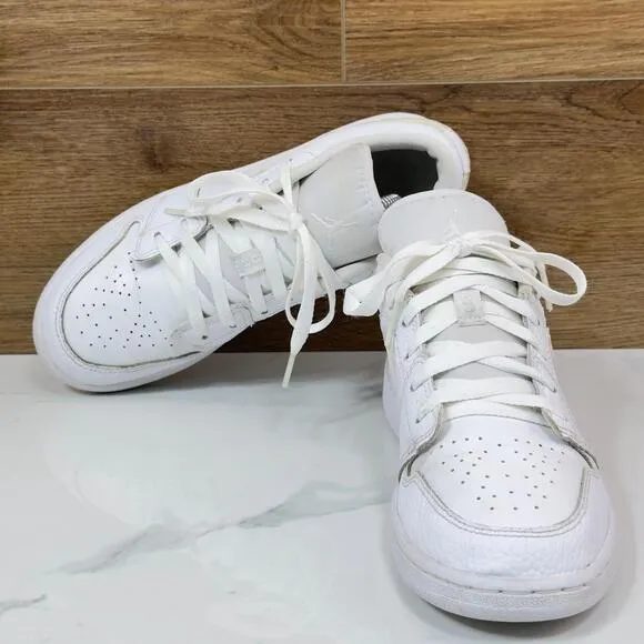 Nike Air Jordan 1 Low Triple White 553558-130 GS Size 5 Youth/ Men's 5/Women 6.5