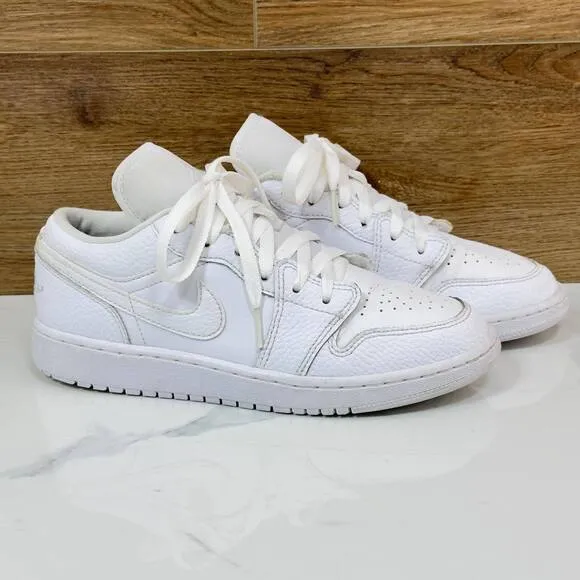 Nike Air Jordan 1 Low Triple White 553558-130 GS Size 5 Youth/ Men's 5/Women 6.5