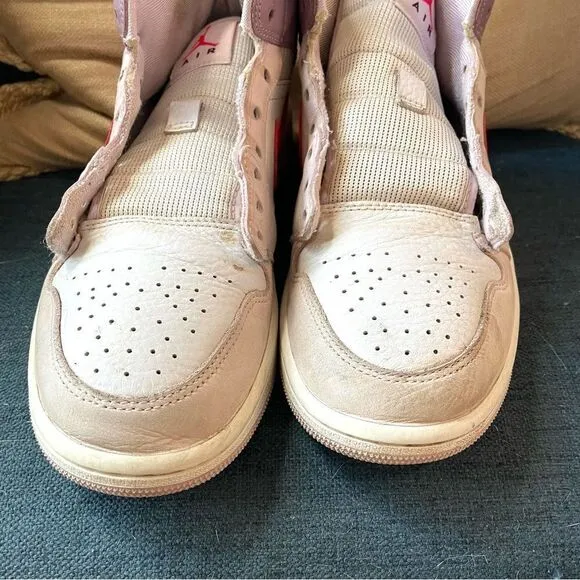 Nike Air Jordan 1 Mid Valentines Day Sneakers 8.5