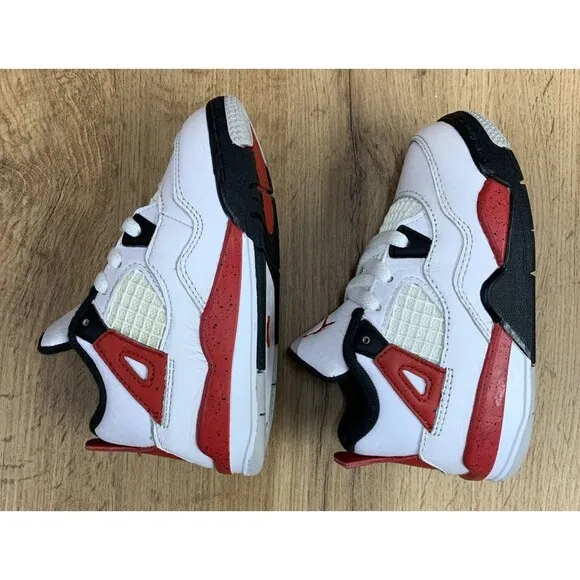 Nike Air Jordan 4 Retro Athletic Shoes Sneakers Boys Size 10C White BQ7670-161
