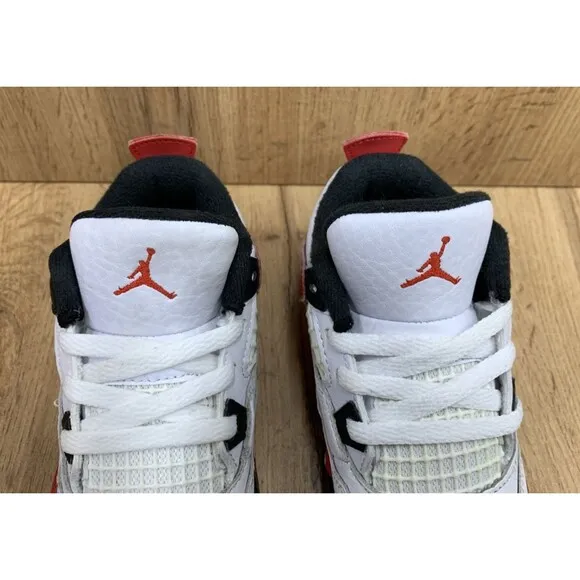 Nike Air Jordan 4 Retro Athletic Shoes Sneakers Boys Size 10C White BQ7670-161