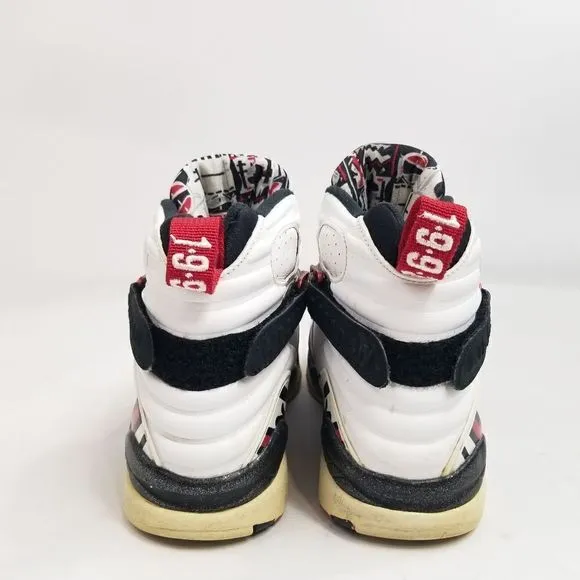 Nike Air Jordan 8 Bugs Bunny Sneakers. Size 7Y or can fit as a Women's Size 8.5