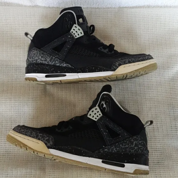 Nike Air Jordan Brooklyn Spizike Black Cement S...