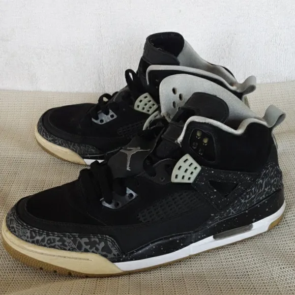 Nike Air Jordan Brooklyn Spizike Black Cement S...