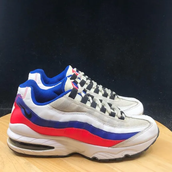 Nike Air Max '95 GS Solar Red/White/ Blue Size 6.5Y (905348-103) (Wmns size 8)