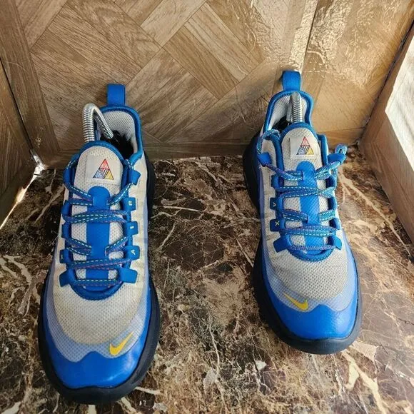 Nike Air Max Axis GS boys running shoes blue size GS 6y women's size 7.5.    211
