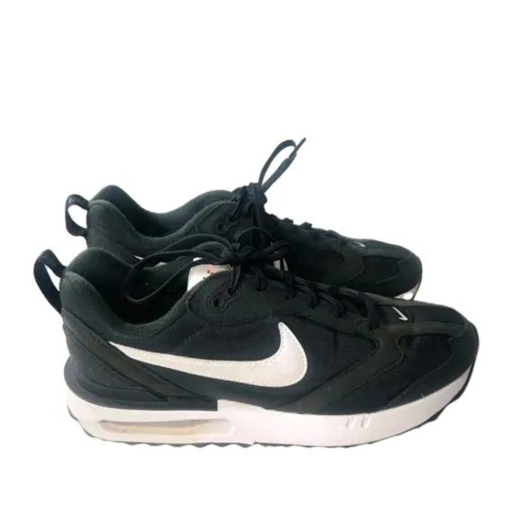 Nike Air Max Dawn Shoes Women's Size 10 Sneakers Black Summit White
