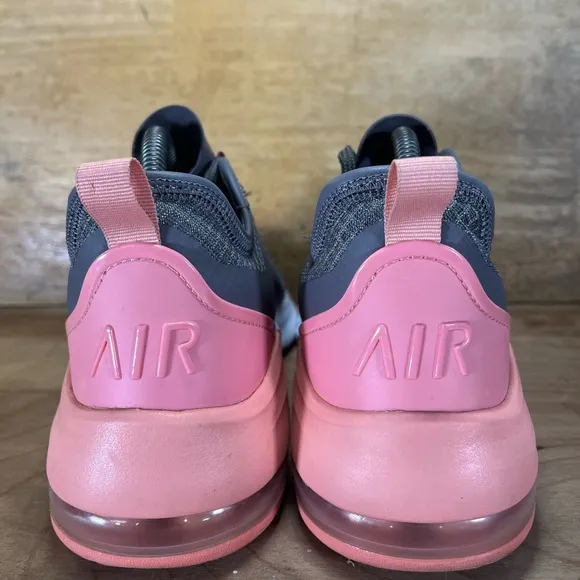 Nike Air Max Motion 2 Womens Size 9.5 Shoes Sneakers Cool Grey Pink Rose