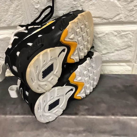 NIKE AIR MAX NM baby size 4c BLACK/UNIVERSITY GOLD-WHITE sneakers shoes‎