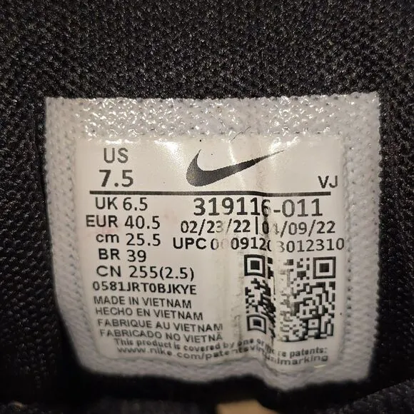 Nike Air Max Torch 3 Men's Size 7.5 Black White Sneakers (319116-011)