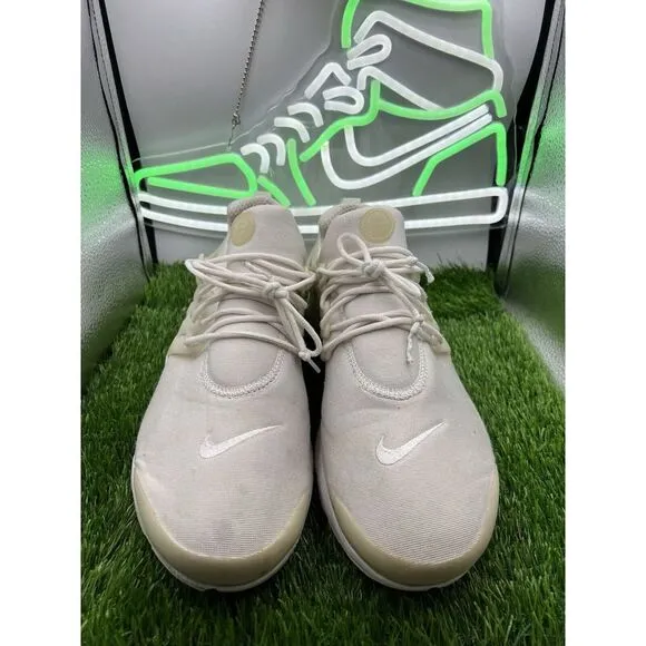 Nike Air Presto Essential Triple White Sneakers Mens Size 13 Shoes 848187-100