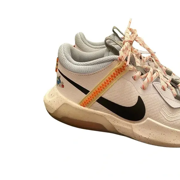 Nike Air Zoom Crossover Earth and Sun Basketball Sneakers
