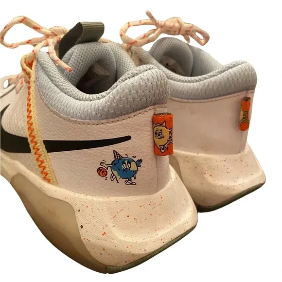 Nike Air Zoom Crossover Earth and Sun Basketball Sneakers