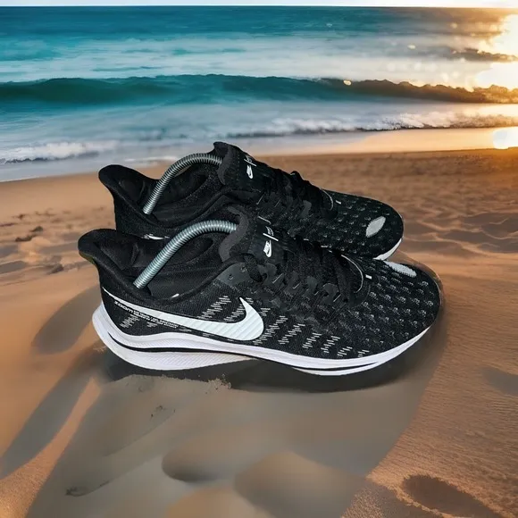 NIKE AIR ZOOM VOMERO 14 MENS RUNNING SHOES BLACK WHITE RARE CK1969-001 Sz 10.5