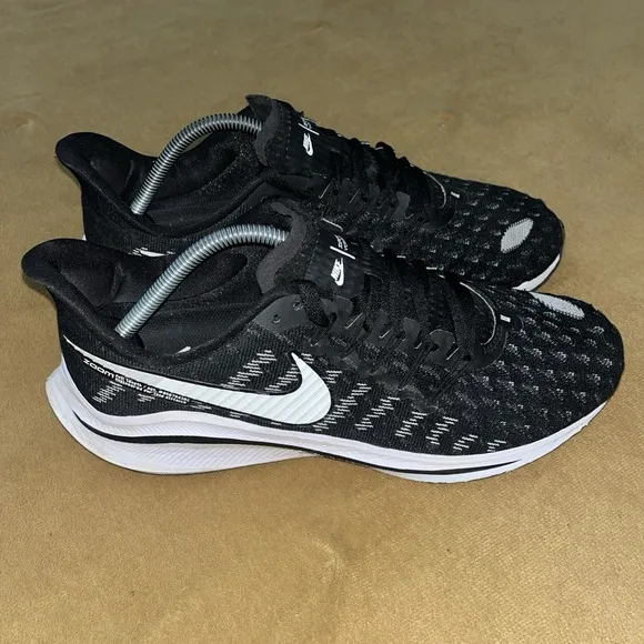 NIKE AIR ZOOM VOMERO 14 MENS RUNNING SHOES BLACK WHITE RARE CK1969-001 Sz 10.5