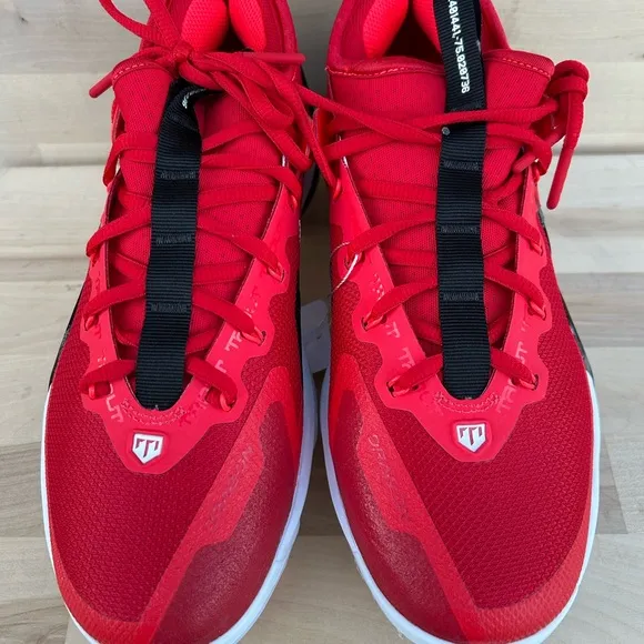 Nike Baswball Red Athletic Men's Shoes size 7