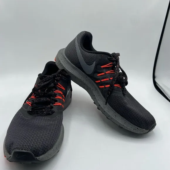 Nike Black and Orange Athletic Shoes Men’s Run Swift SE 7.5