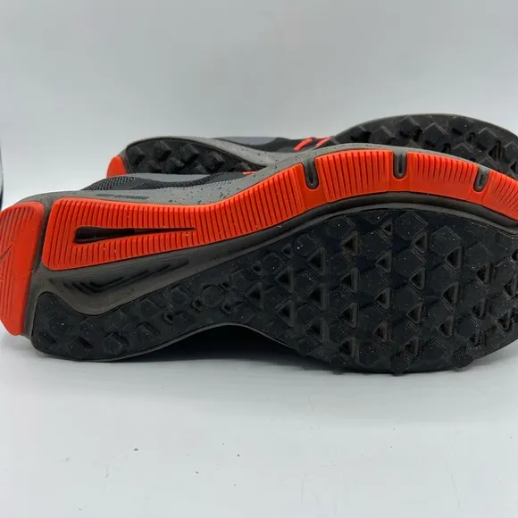 Nike Black and Orange Athletic Shoes Men’s Run Swift SE 7.5