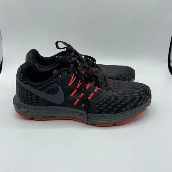 Nike Black and Orange Athletic Shoes Men’s Run Swift SE 7.5