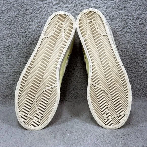 Nike Blazer Low Platform SE NN Womens Size 9 Sneakers Shoes Citron Tint Yellow