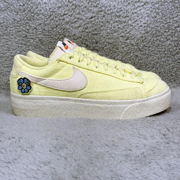 Nike Blazer Low Platform SE NN Womens Size 9 Sneakers Shoes Citron Tint Yellow