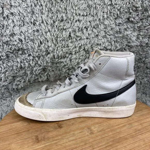 Nike Blazer Mid 77 GS Sneakers Size 6.5 Y Women's 8 Shoes DA4086-003