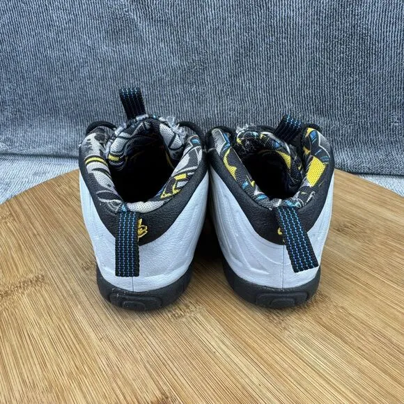 Nike Boys Little Posite One Size 5C Shoes Graffiti Wolf Grey Sneakers 644791-009
