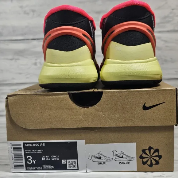 Nike Boys Shoes 3Y NEW KYRIE 8 GO