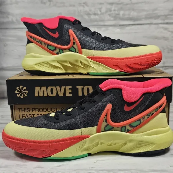 Nike Boys Shoes 3Y NEW KYRIE 8 GO