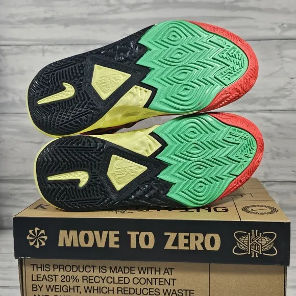 Nike Boys Shoes 3Y NEW KYRIE 8 GO