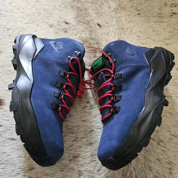 Nike Cygnal Men's Waterproof Suede Hiking Shoes Boots Navy Size 11.5 NEW