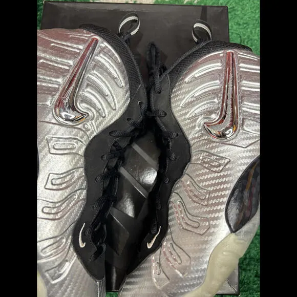 Nike Foamposite Pro GS Youth Sz Size 7Y Shoes Silver Surfer 2018 644792-007