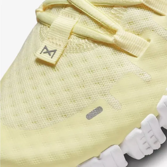 Nike Free Metcon 5 Training Shoes Citron Tint Volt Women’s Sz 12 DV3950-800