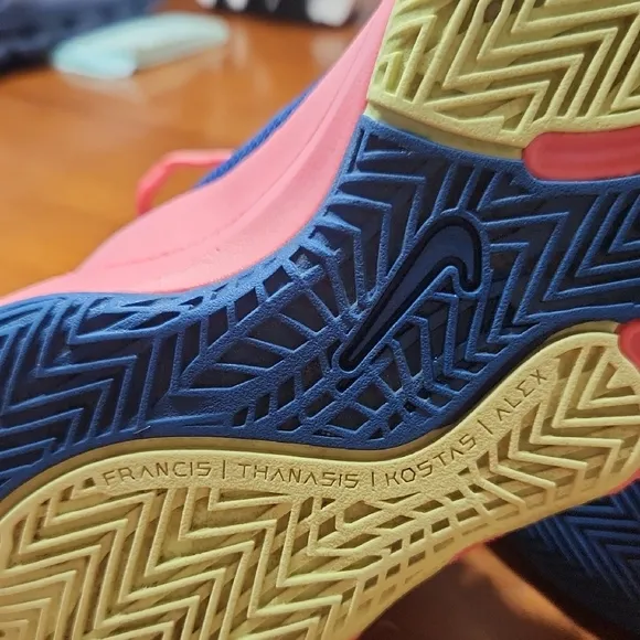 Nike Giannis Immortality 2 The Wonder
