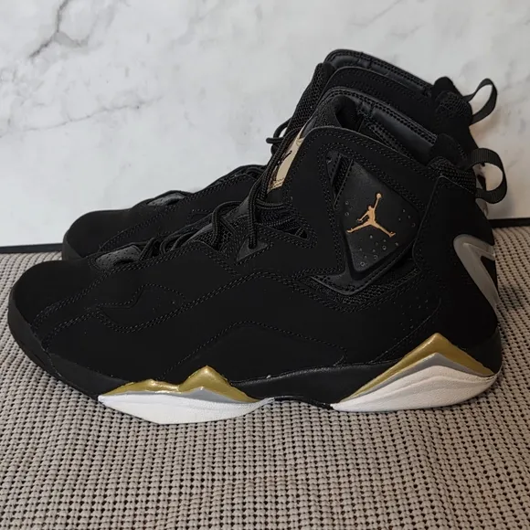 Nike Jordan True Flight Black Metallic Gold Mens Sneakers Shoes Size 10