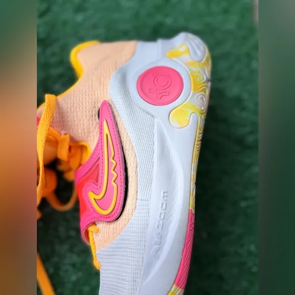 Nike KD Trey 5 XLaser Orange Hot Punch Size 10.5