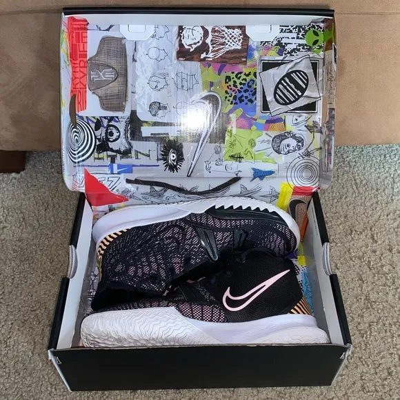 Nike Kyrie 7 (GS) Artic Punch Basketball Shoes | Youth 6.5