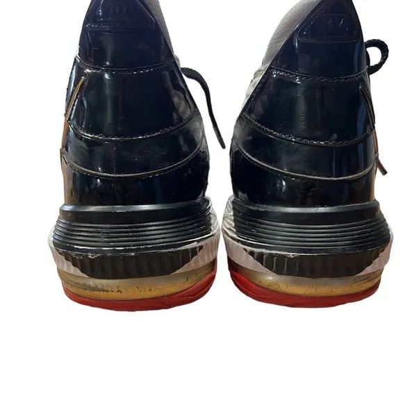 NIKE LeBron 16 SB Remix Men’s Size 10 Sneakers​​​​​