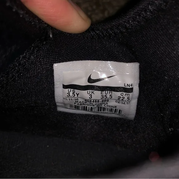 Nike Lebron XIV GS  859468-600  University Red / Black‎ / White US Size 3.5y