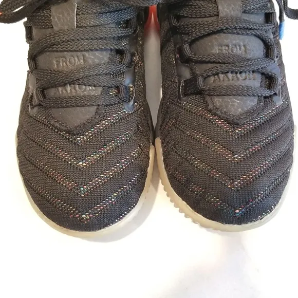 NIKE Lebron XVI Black Sneakers Multicolor Trim AQ2467-004 Shoes Kids Boys 10.5 C