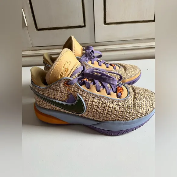 Nike LeBron XX Sneakers Tennis shoes Celestial Gold/Multicolor/Cobalt Bliss 4.5