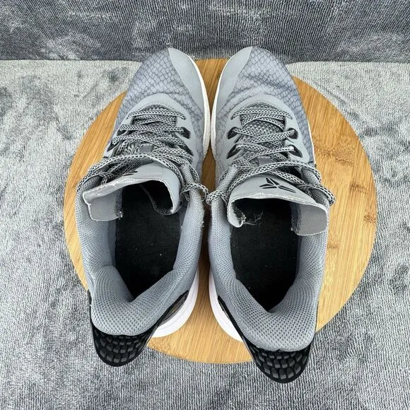 Nike Mamba Fury Shoes Mens Size 8.5 Gray Basketball Hoops Training Kobe Sneakers