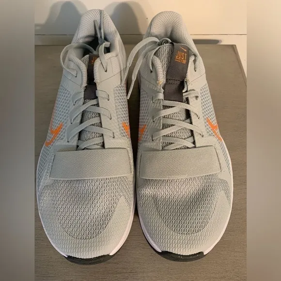 Nike MC Trainer 2 'Grey Bright Mandarin' DM0823-010 Size: 7 Men’s / 8.5 Women’s