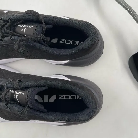 Nike Men’s Air Zoom TR1 Black White Low Top Lace Up Training Shoes - Size 9