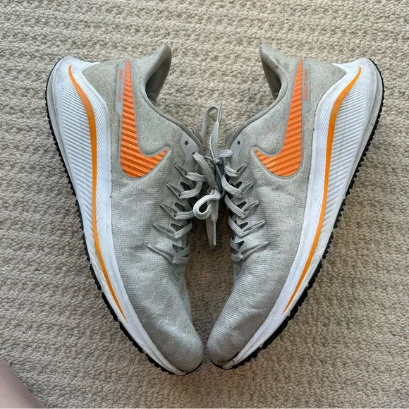 Nike Men’s Air Zoom Vomero 14 Tennis Shoes