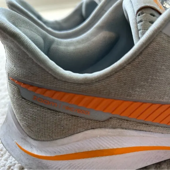 Nike Men’s Air Zoom Vomero 14 Tennis Shoes