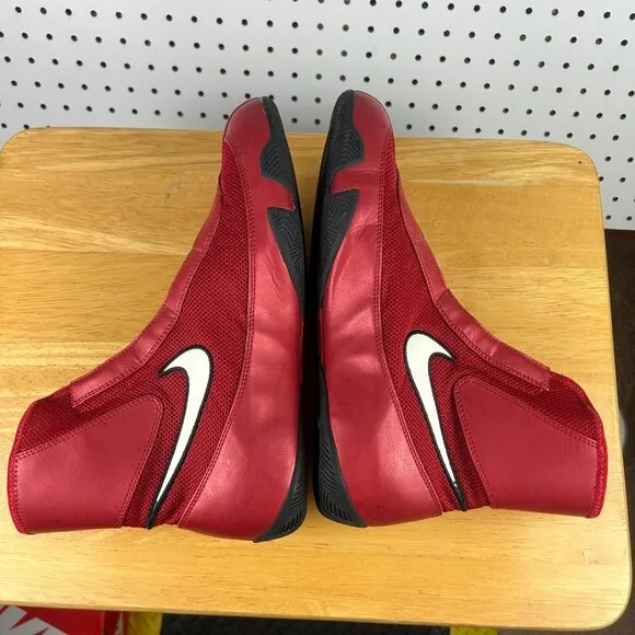 Nike Mens Boxing Shoes Machomai Men’s Size 10.5 333580-611 Varsity Red